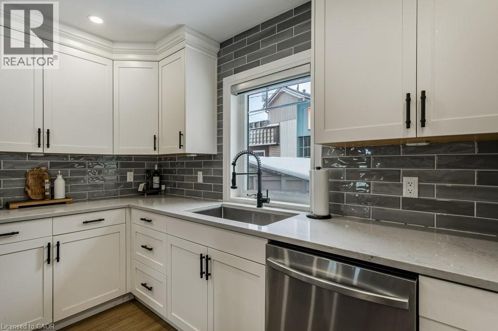 4274 William Street, Beamsville, Ontario  L0R 1B0 - Photo 10 - 40785707