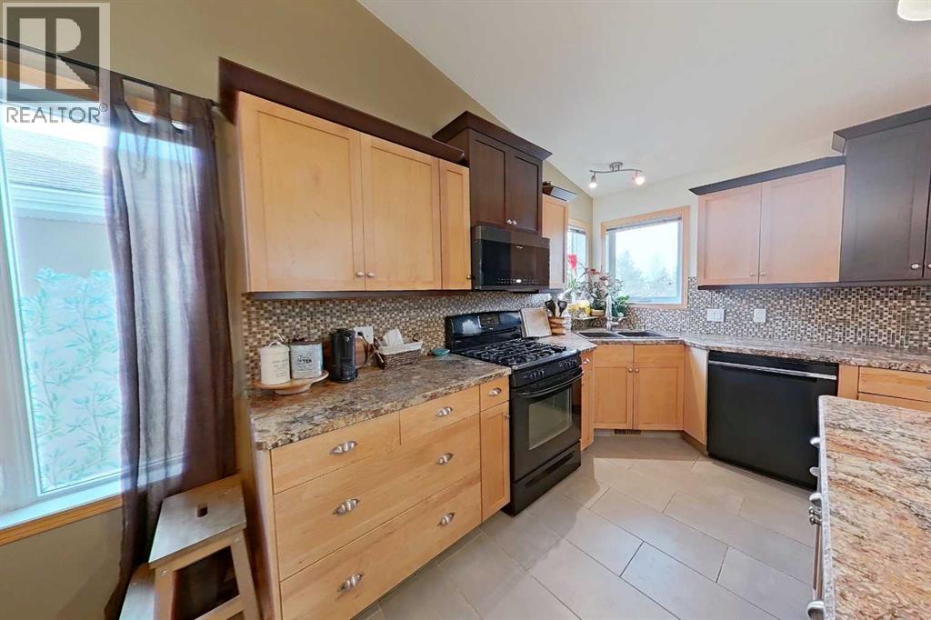 145 Blackfoot Circle W, Lethbridge, Alberta  T1K 7T4 - Photo 8 - A2269365