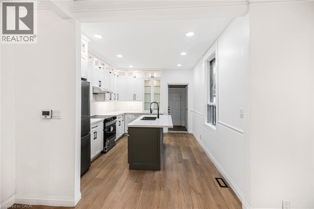 48 Aikman Avenue, Hamilton, Ontario  L8M 1P7 - Photo 9 - 40787960