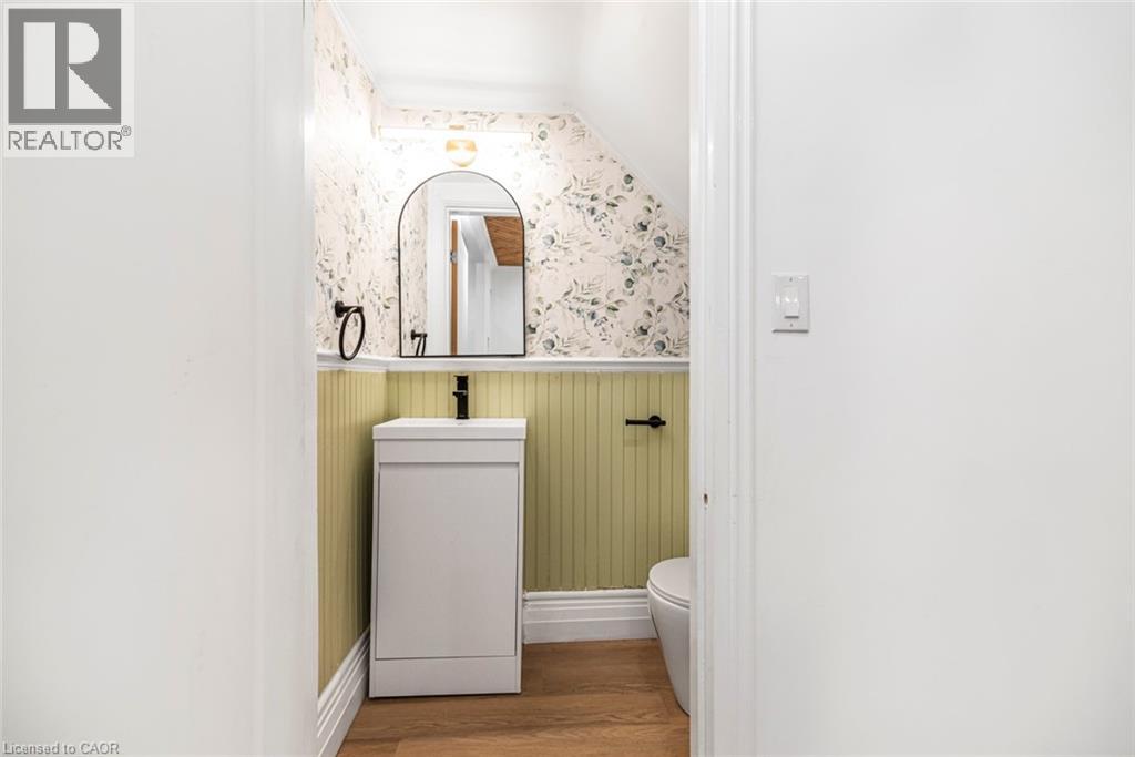 48 Aikman Avenue, Hamilton, Ontario  L8M 1P7 - Photo 12 - 40787960