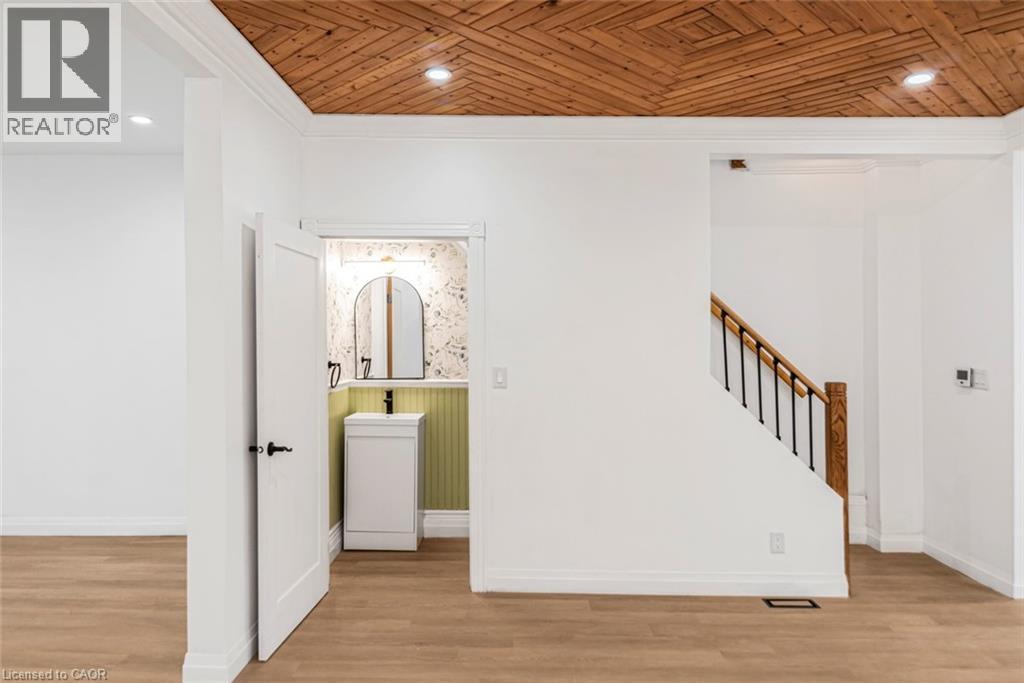 48 Aikman Avenue, Hamilton, Ontario  L8M 1P7 - Photo 13 - 40787960