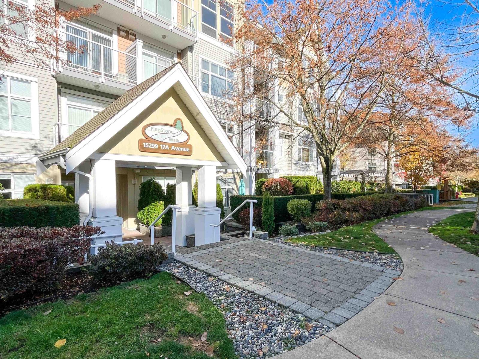 207 15299 17a Avenue, Surrey, British Columbia  V4A 1V4 - Photo 2 - R3069614