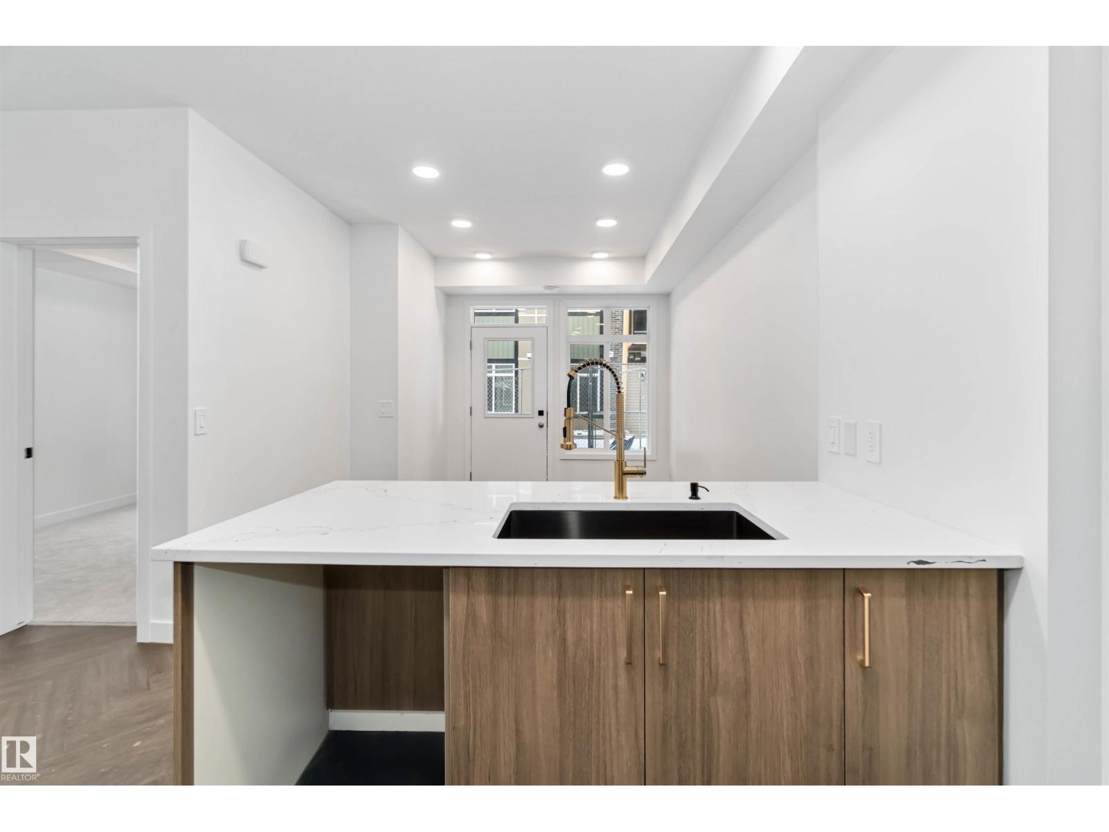 #37 16231 19 Av Sw, Edmonton, Alberta  T6W 5C6 - Photo 10 - E4456663