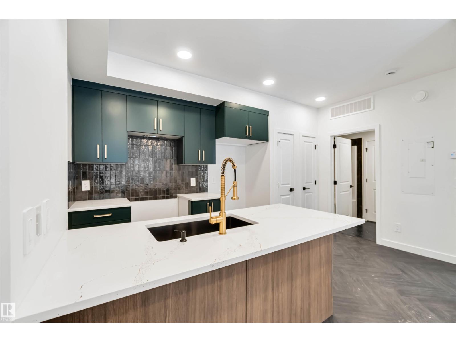 #37 16231 19 Av Sw, Edmonton, Alberta  T6W 5C6 - Photo 6 - E4456663