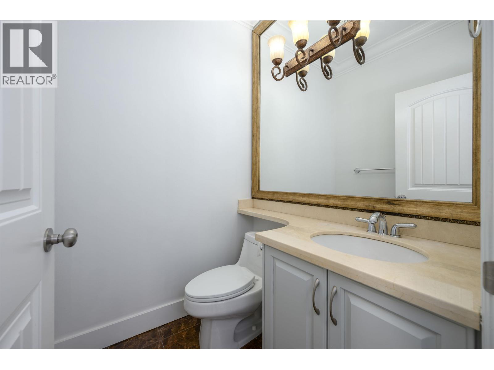 6806 Dunnedin Street, Burnaby, British Columbia  V5B 1Z2 - Photo 13 - R3069558