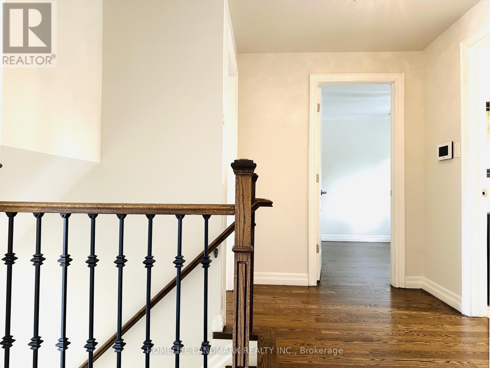 125 Bannatyne Drive, Toronto, Ontario  M2L 2P5 - Photo 23 - C12573234