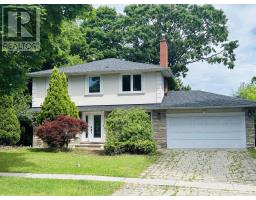 125 BANNATYNE DRIVE, Toronto, Ontario