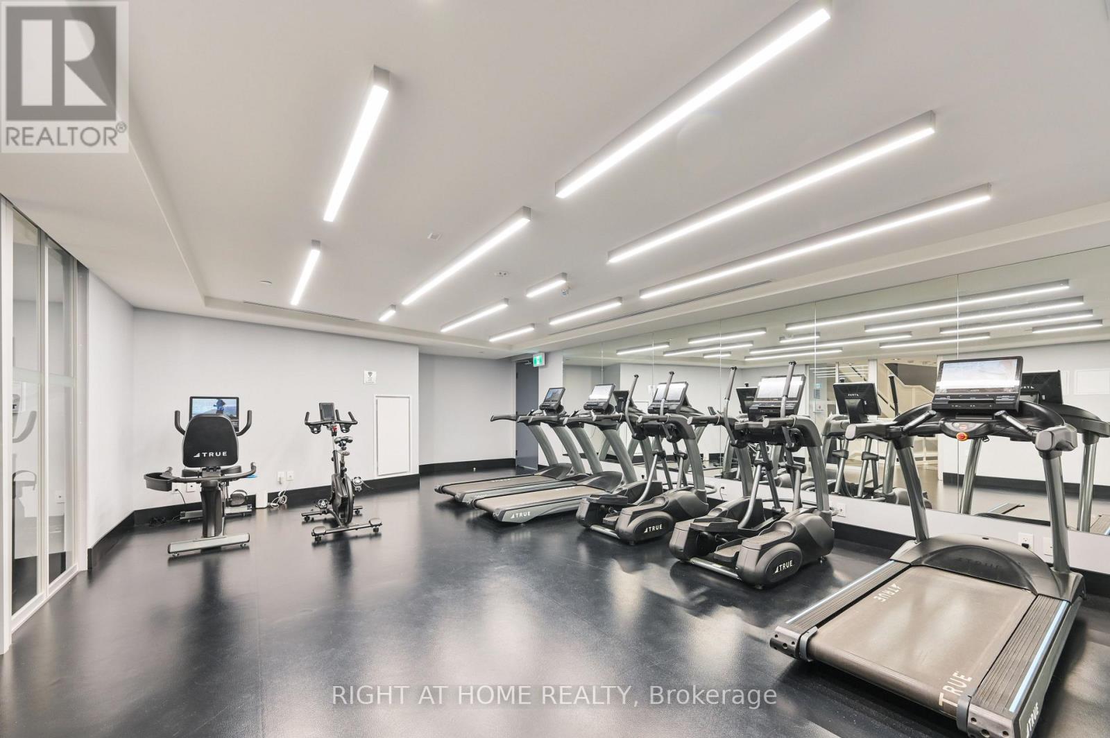 2205 - 2a Church Street, Toronto, Ontario  M5E 0E1 - Photo 16 - C12573264