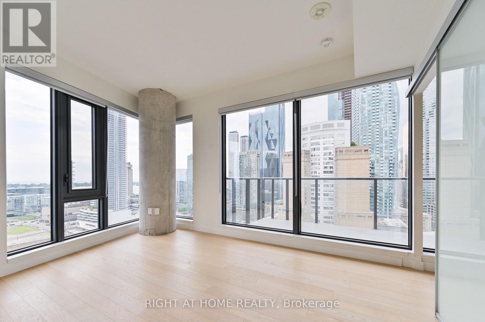 2205 - 2a Church Street, Toronto, Ontario  M5E 0E1 - Photo 3 - C12573264