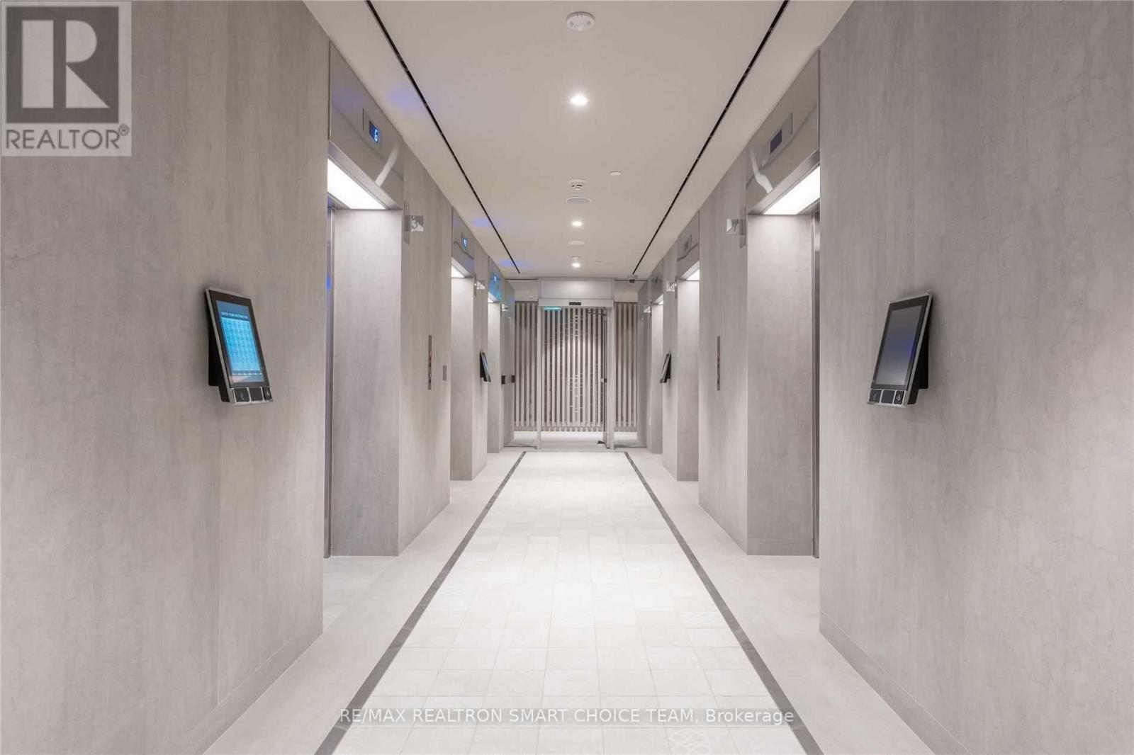 2703 - 138 Downes Street, Toronto, Ontario  M5E 0E4 - Photo 27 - C12573292