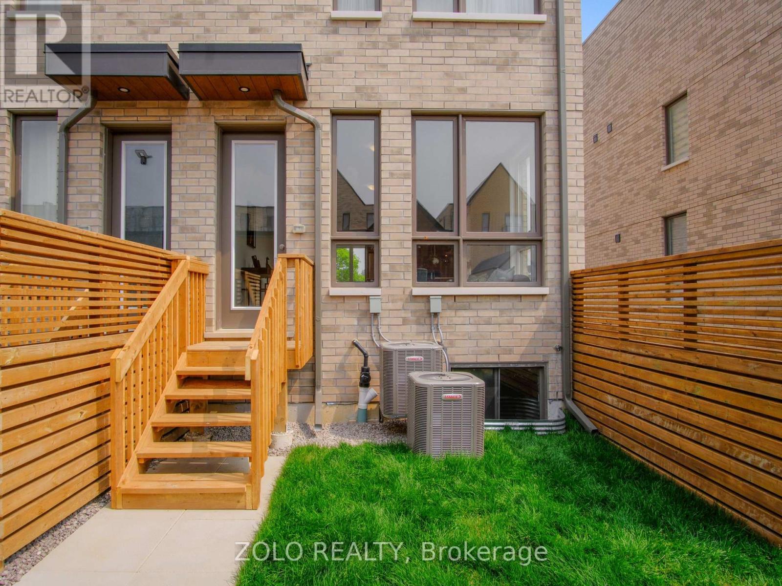 30 Deep Roots Terrace, Toronto, Ontario  M6A 2L8 - Photo 37 - C12573298