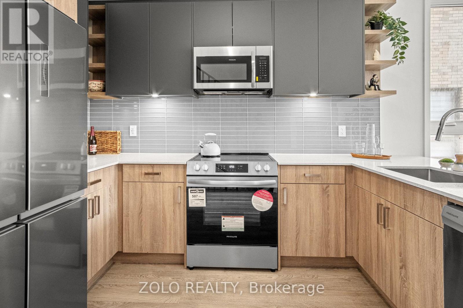 30 Deep Roots Terrace, Toronto, Ontario  M6A 2L8 - Photo 5 - C12573298