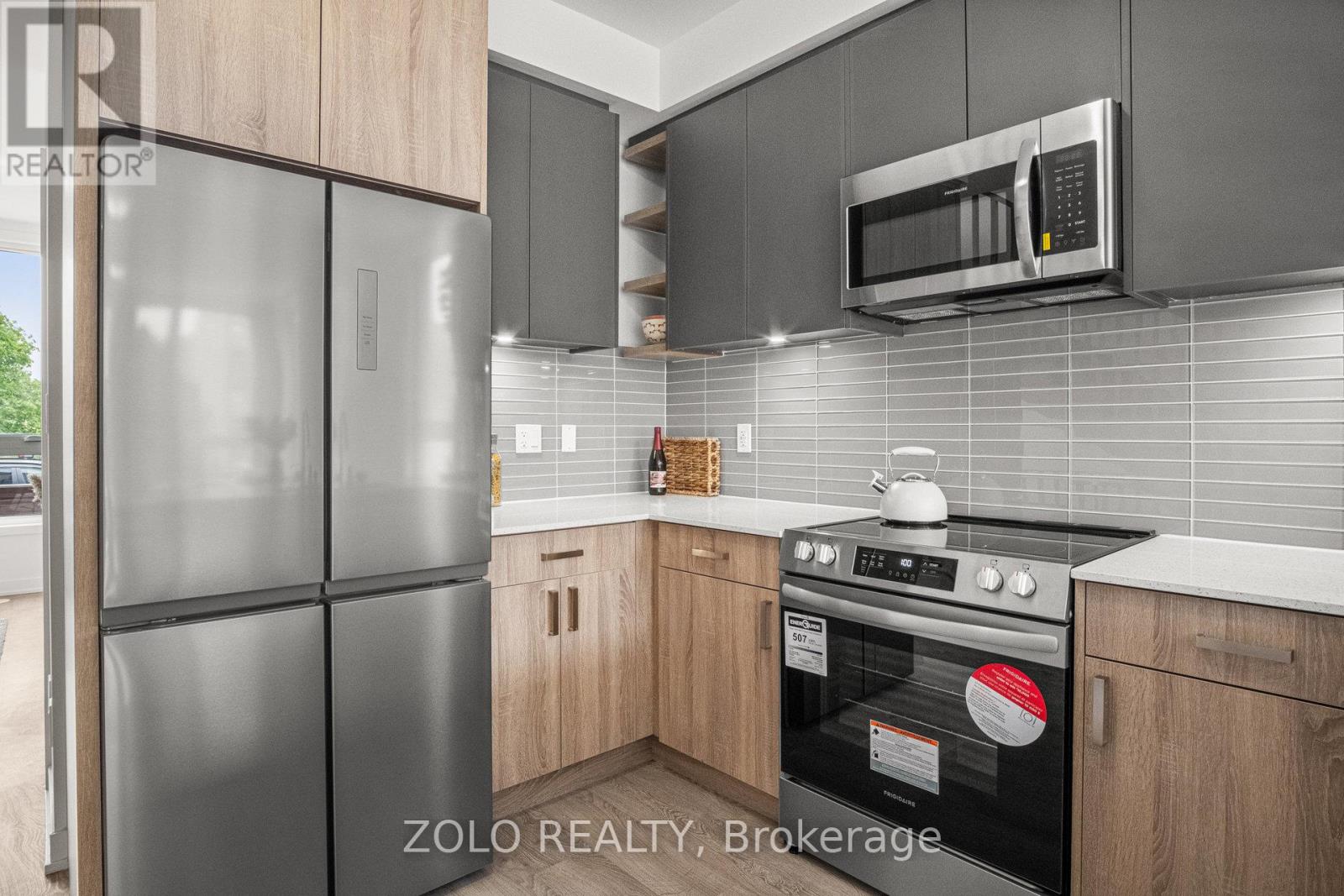 30 Deep Roots Terrace, Toronto, Ontario  M6A 2L8 - Photo 6 - C12573298