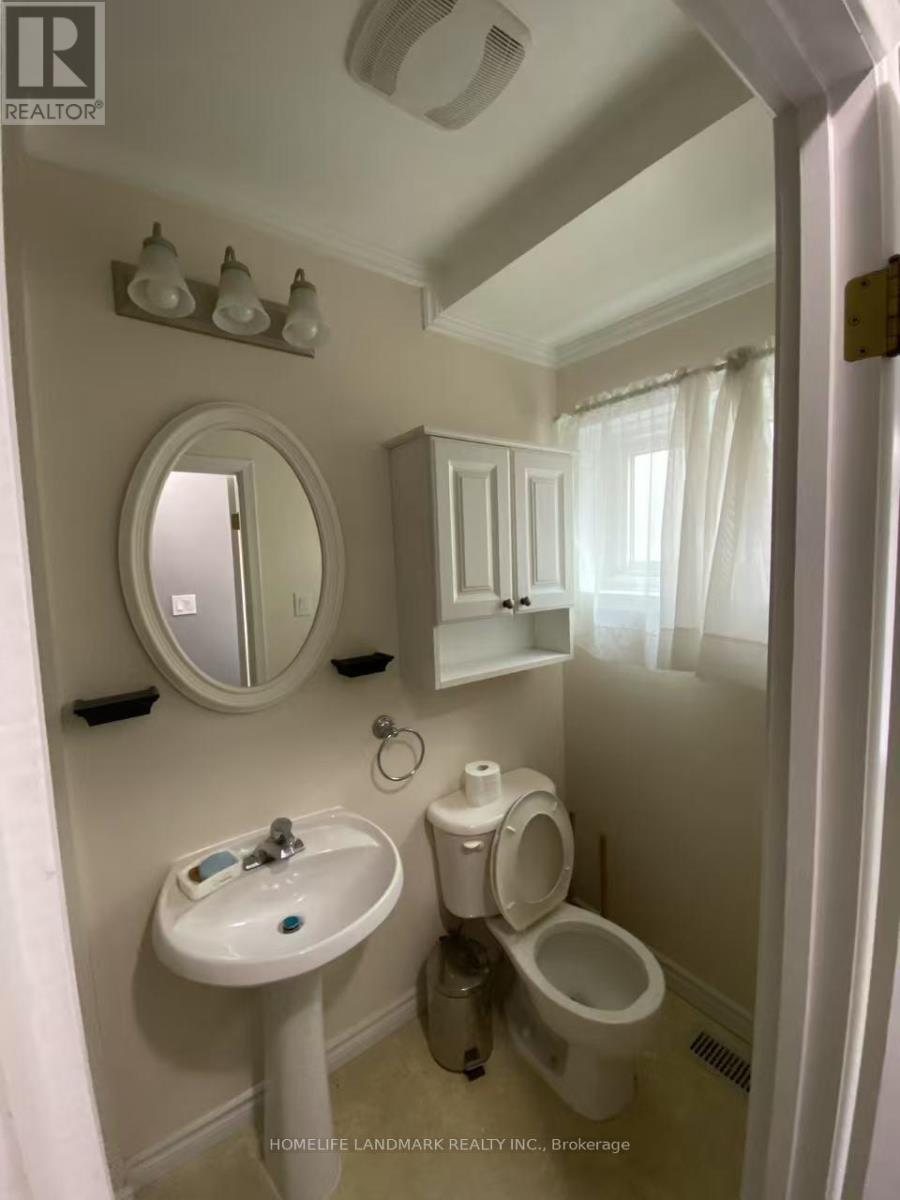 Main Floor - 126 Roywood Drive, Toronto, Ontario  M3A 2E1 - Photo 5 - C12573316