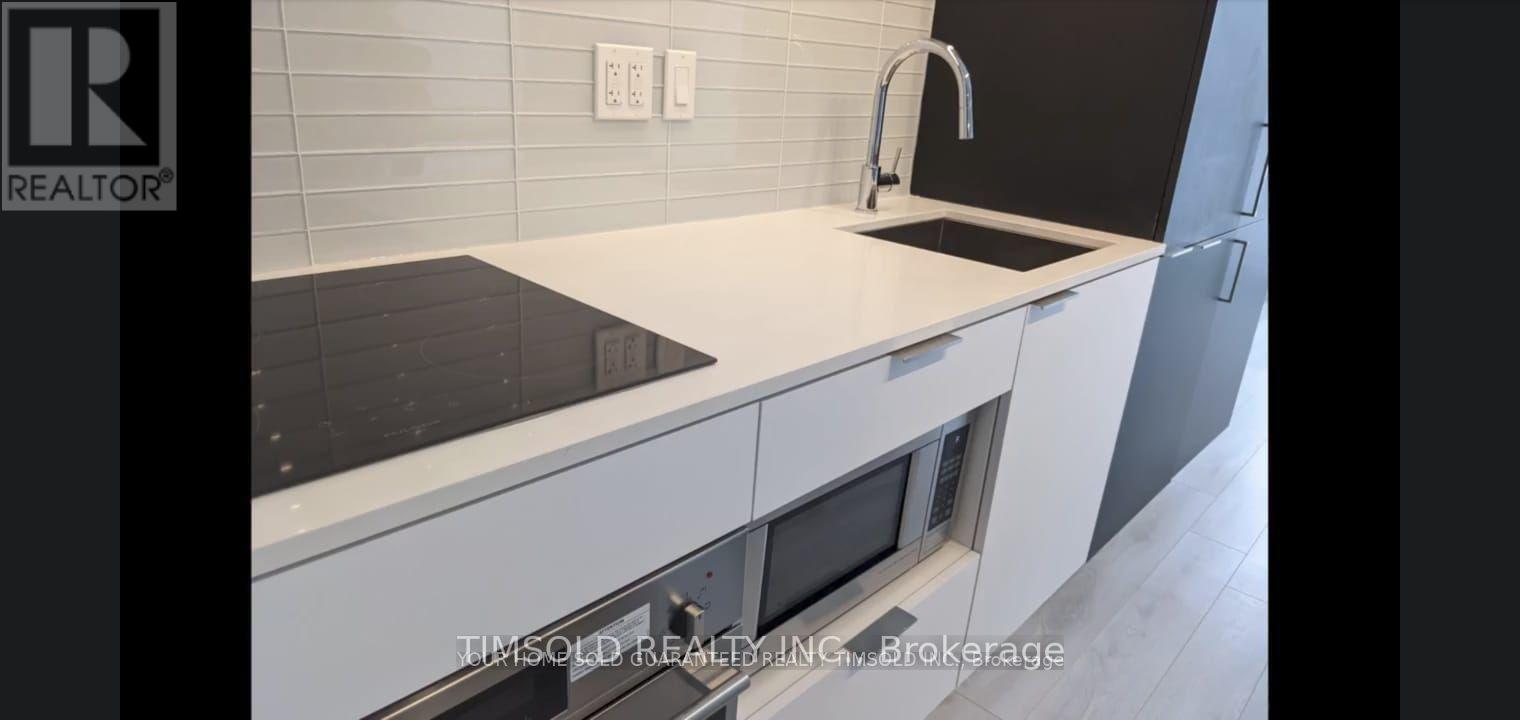 907 - 33 Helendale Avenue, Toronto, Ontario  M4R 0A4 - Photo 3 - C12573320