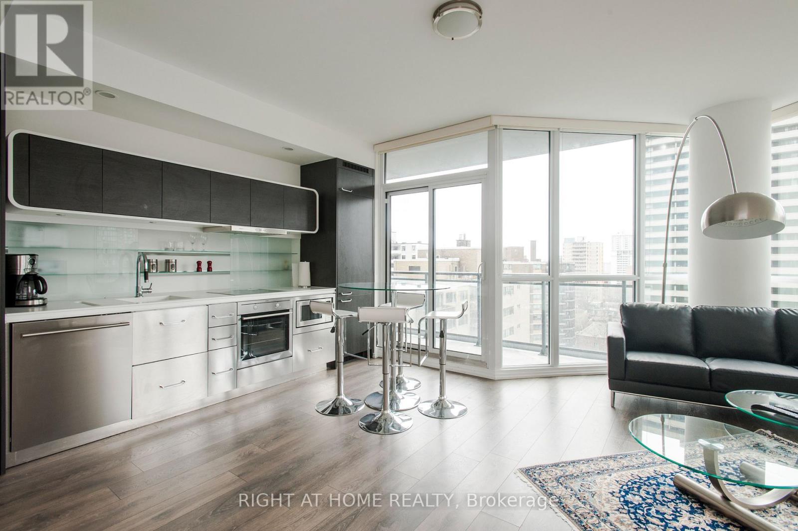 1101 - 45 Charles Street E, Toronto, Ontario  M4Y 1S2 - Photo 5 - C12573352