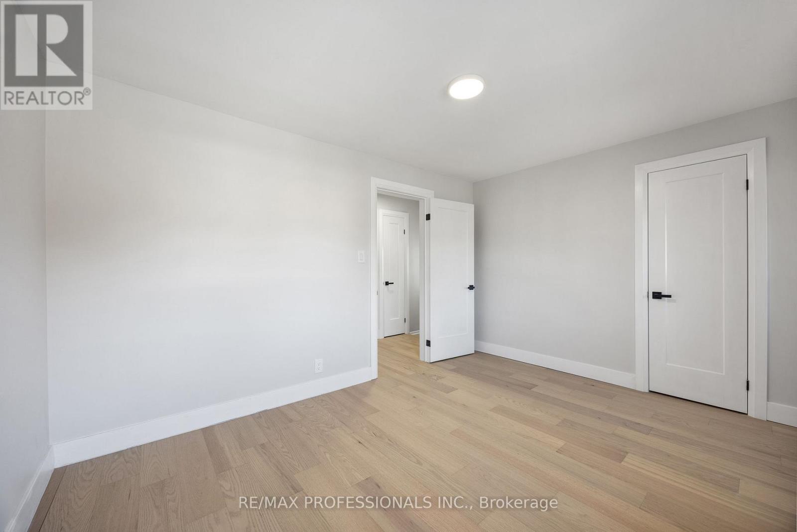 Main - 470 Donlands Avenue, Toronto, Ontario  M4J 3S5 - Photo 19 - E12573252