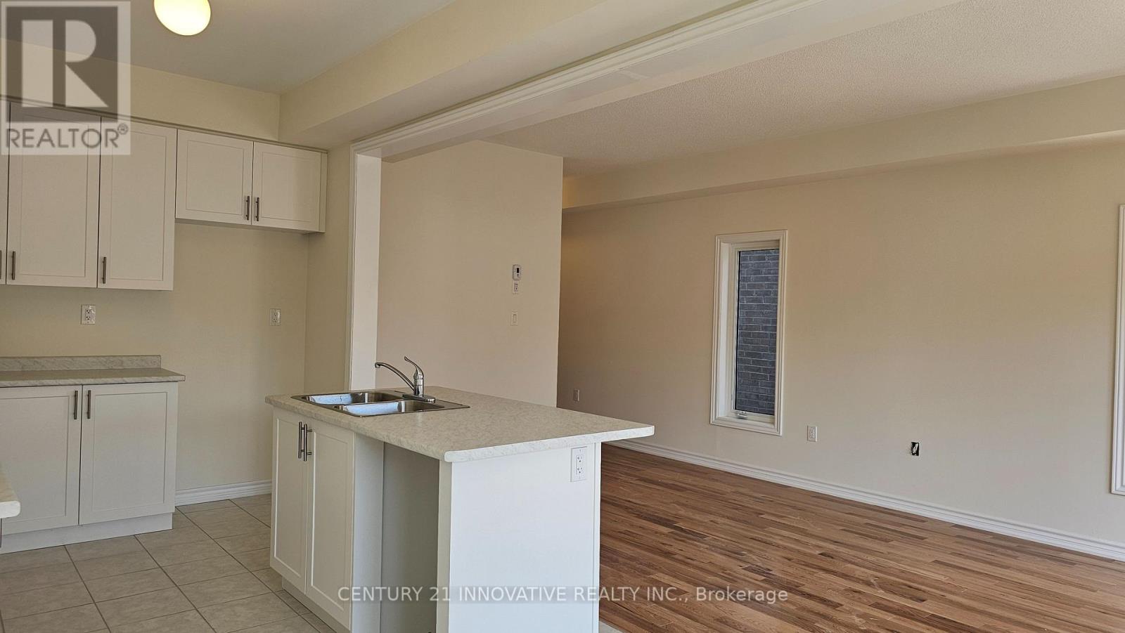 1141 Azalea Avenue, Pickering, Ontario  L1X 2R2 - Photo 7 - E12573322