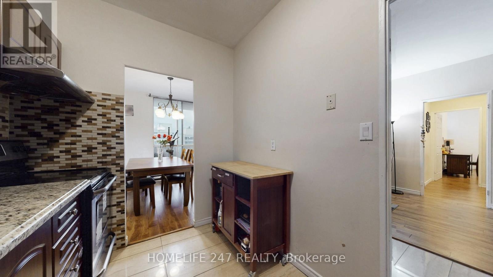 Ph 04 - 5 Massey Square, Toronto, Ontario  M4C 5L6 - Photo 23 - E12573350