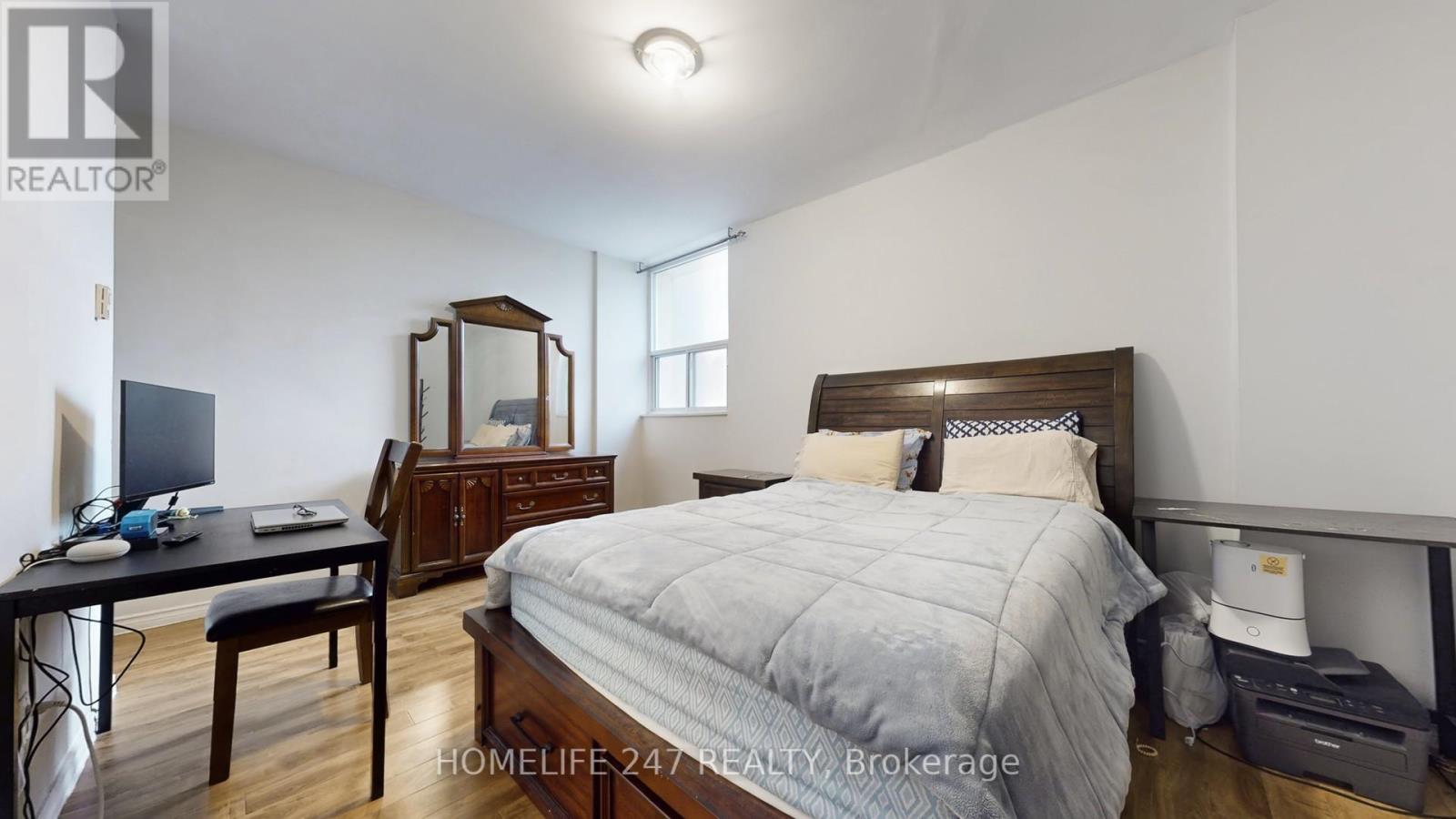 Ph 04 - 5 Massey Square, Toronto, Ontario  M4C 5L6 - Photo 26 - E12573350