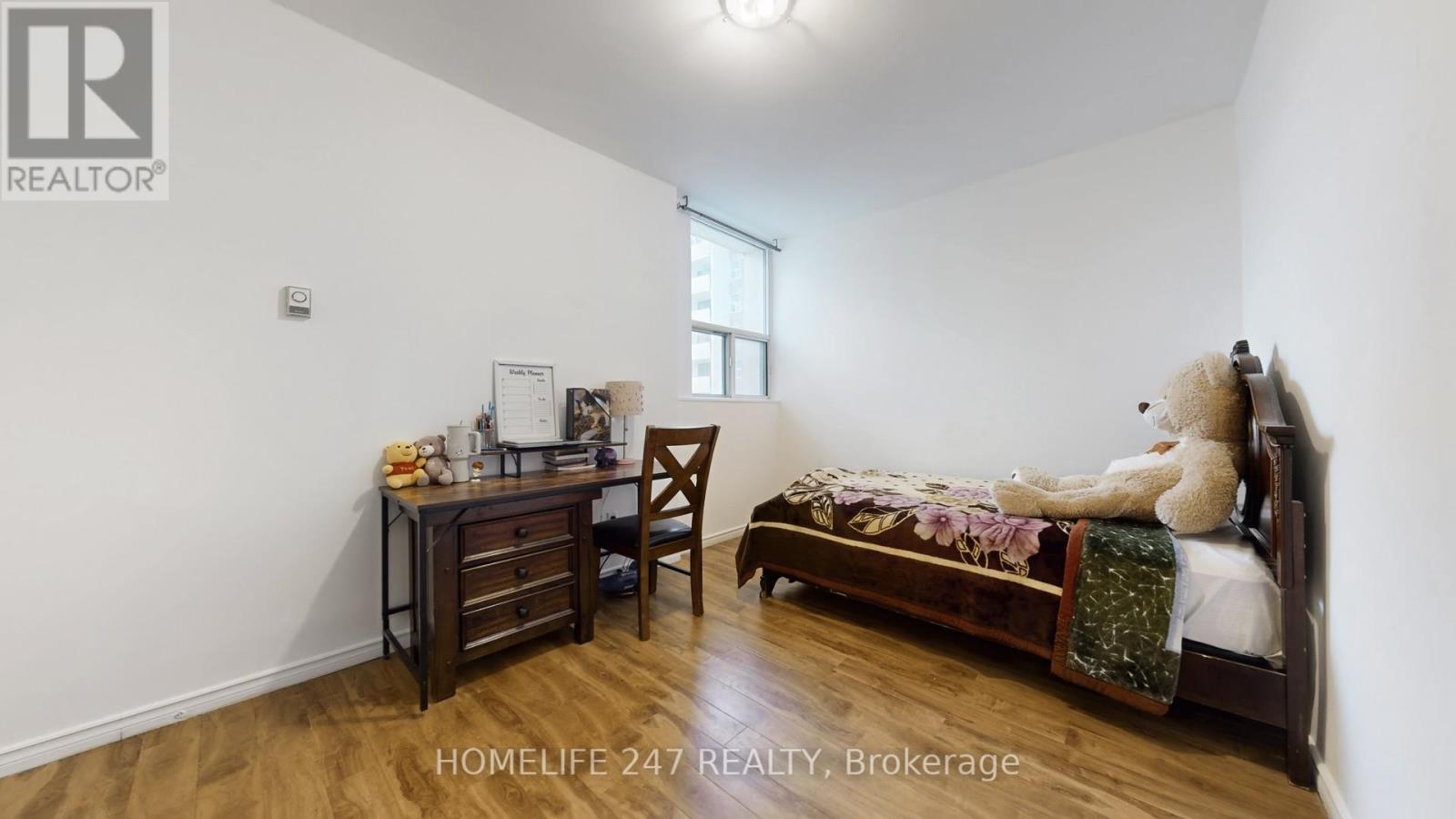 Ph 04 - 5 Massey Square, Toronto, Ontario  M4C 5L6 - Photo 28 - E12573350