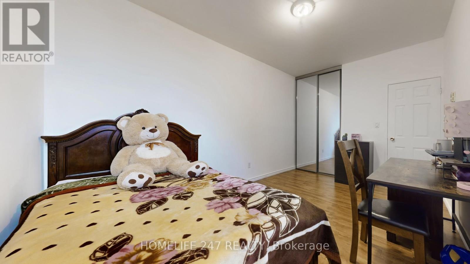 Ph 04 - 5 Massey Square, Toronto, Ontario  M4C 5L6 - Photo 29 - E12573350