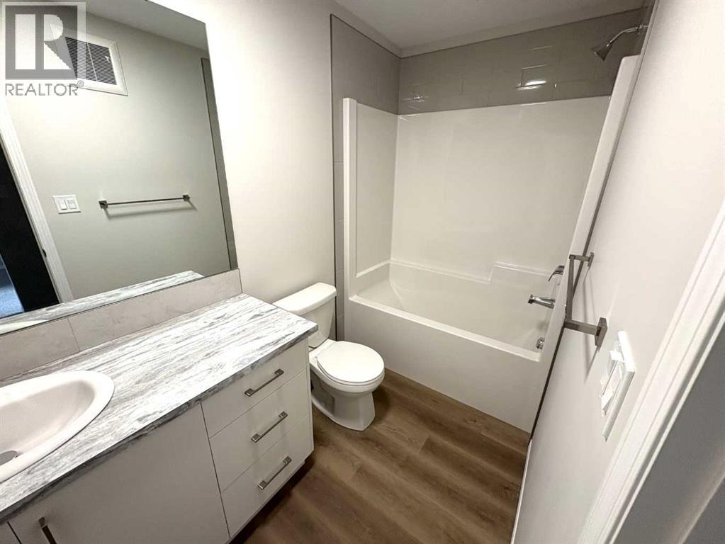 37 Louis Drive, Rural Red Deer County, Alberta  T4E 3E5 - Photo 8 - A2272382