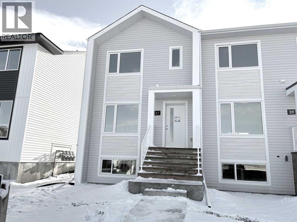 37 Louis Drive, Rural Red Deer County, Alberta  T4E 3E5 - Photo 1 - A2272382