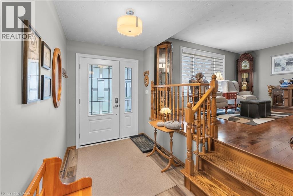 20 Carluccio Crescent, St. Catharines, Ontario  L2M 7V5 - Photo 5 - 40788479