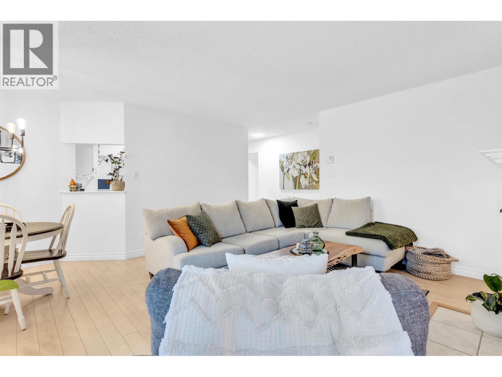 316 1890 W 6th Avenue, Vancouver, British Columbia  V6J 1R6 - Photo 6 - R3069647