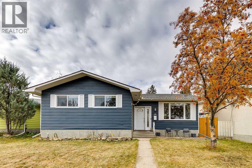 732 Sacramento Place Sw, Calgary, Alberta  T2W 0R5 - Photo 1 - A2267262