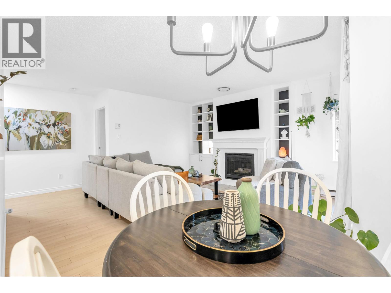 316 1890 W 6th Avenue, Vancouver, British Columbia  V6J 1R6 - Photo 9 - R3069647