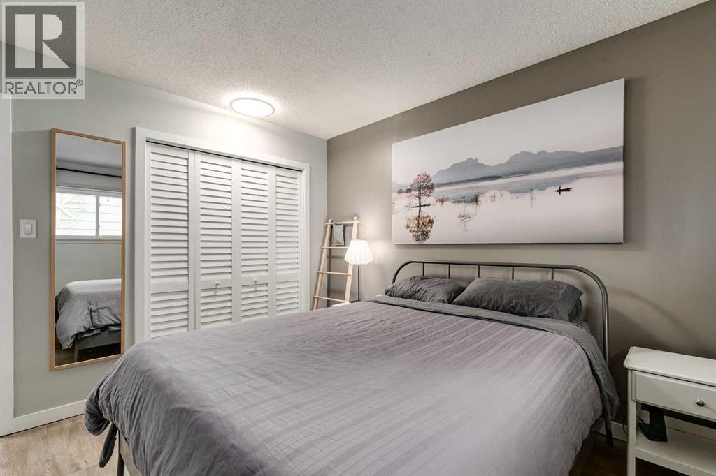 732 Sacramento Place Sw, Calgary, Alberta  T2W 0R5 - Photo 11 - A2267262