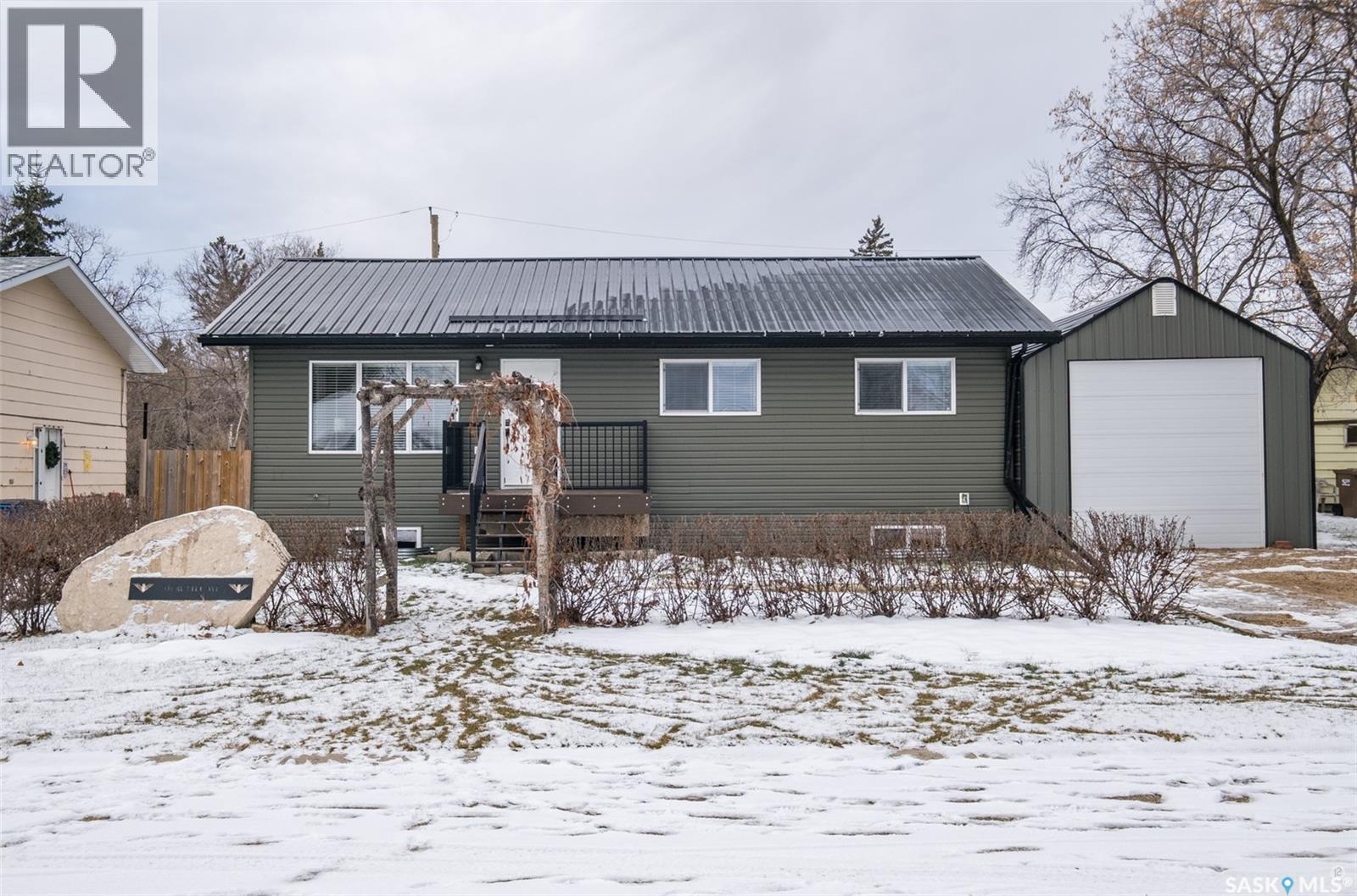 335 Ruttle Avenue, Kinistino, Saskatchewan  S0J 1H0 - Photo 1 - SK024584