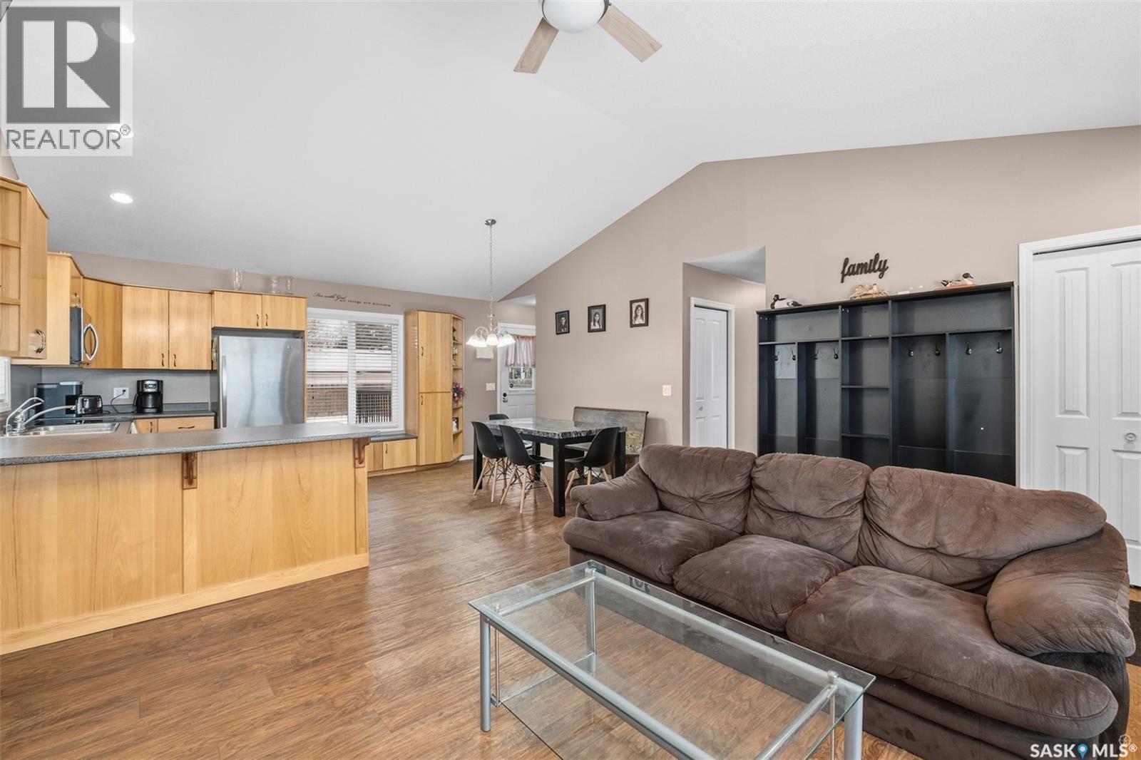 335 Ruttle Avenue, Kinistino, Saskatchewan  S0J 1H0 - Photo 4 - SK024584