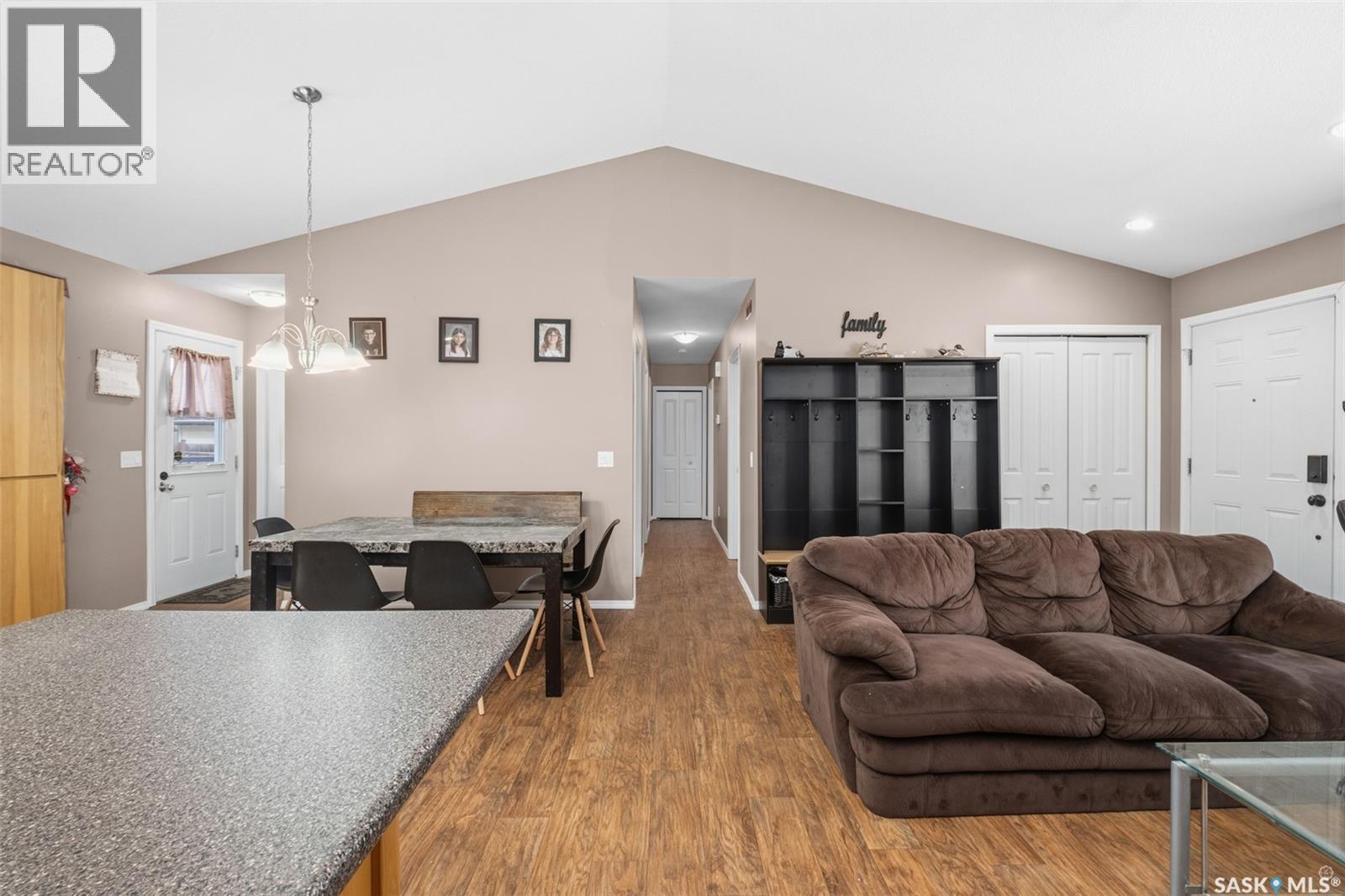 335 Ruttle Avenue, Kinistino, Saskatchewan  S0J 1H0 - Photo 5 - SK024584