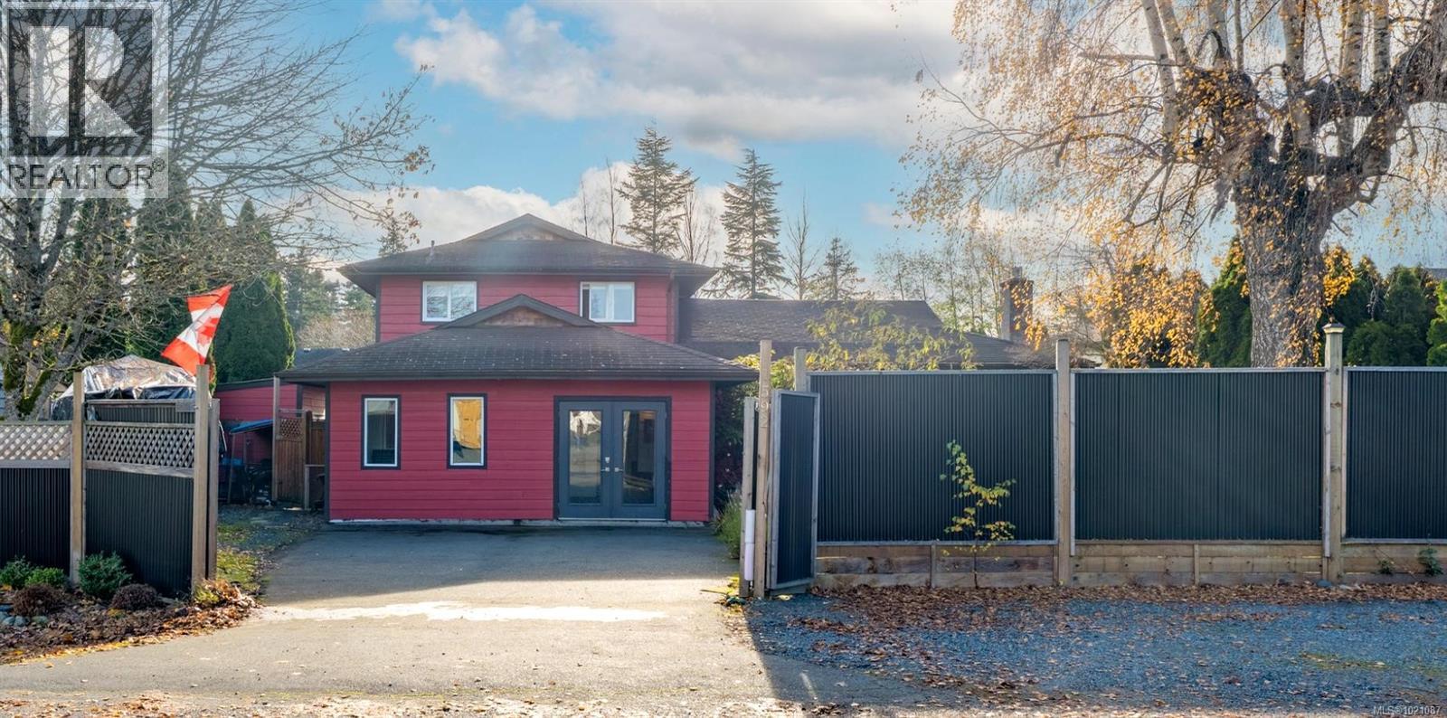 1592 Dalmatian Dr, Parksville, British Columbia  V9P 1Y7 - Photo 2 - 1021087