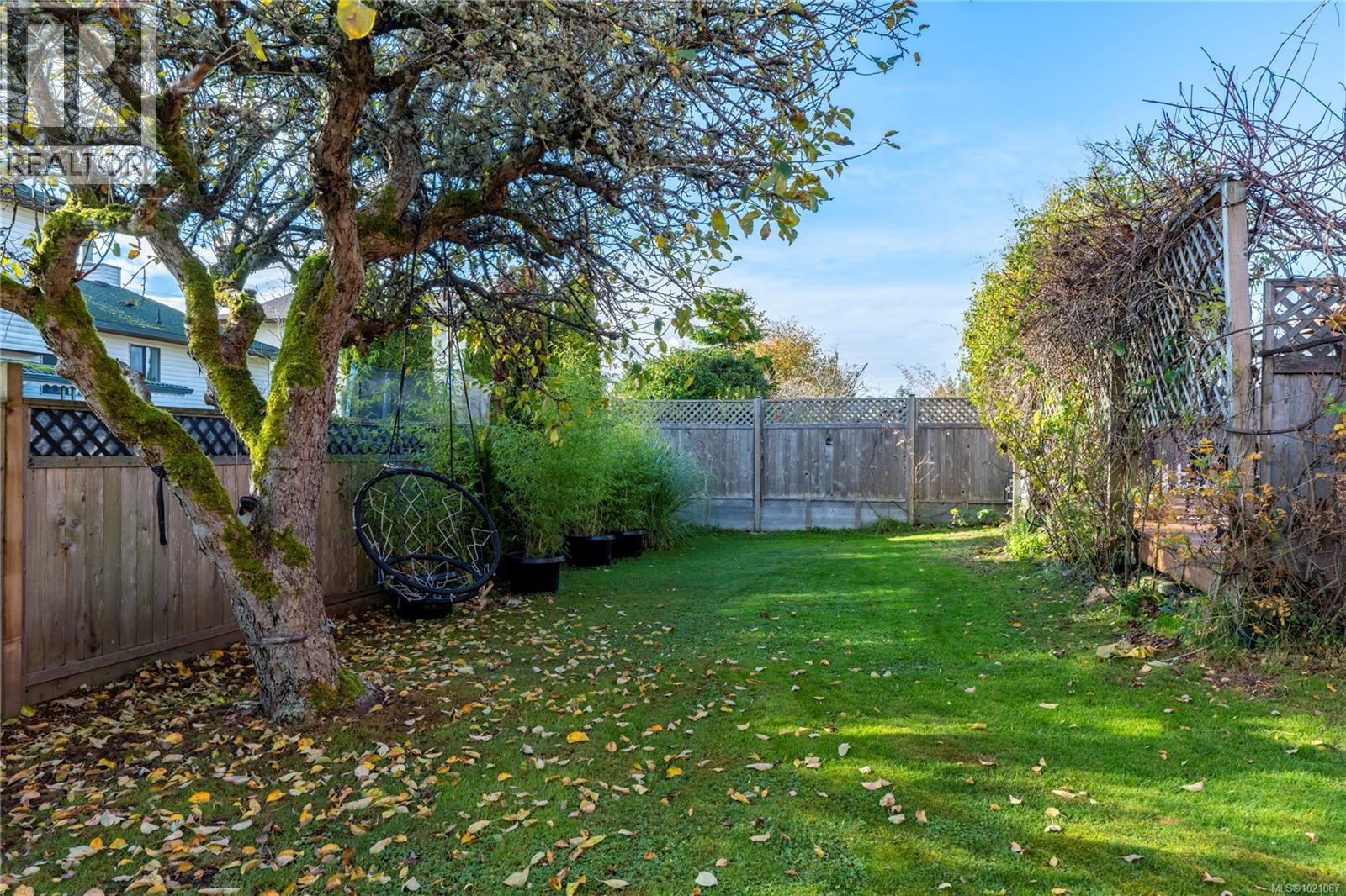 1592 Dalmatian Dr, Parksville, British Columbia  V9P 1Y7 - Photo 38 - 1021087