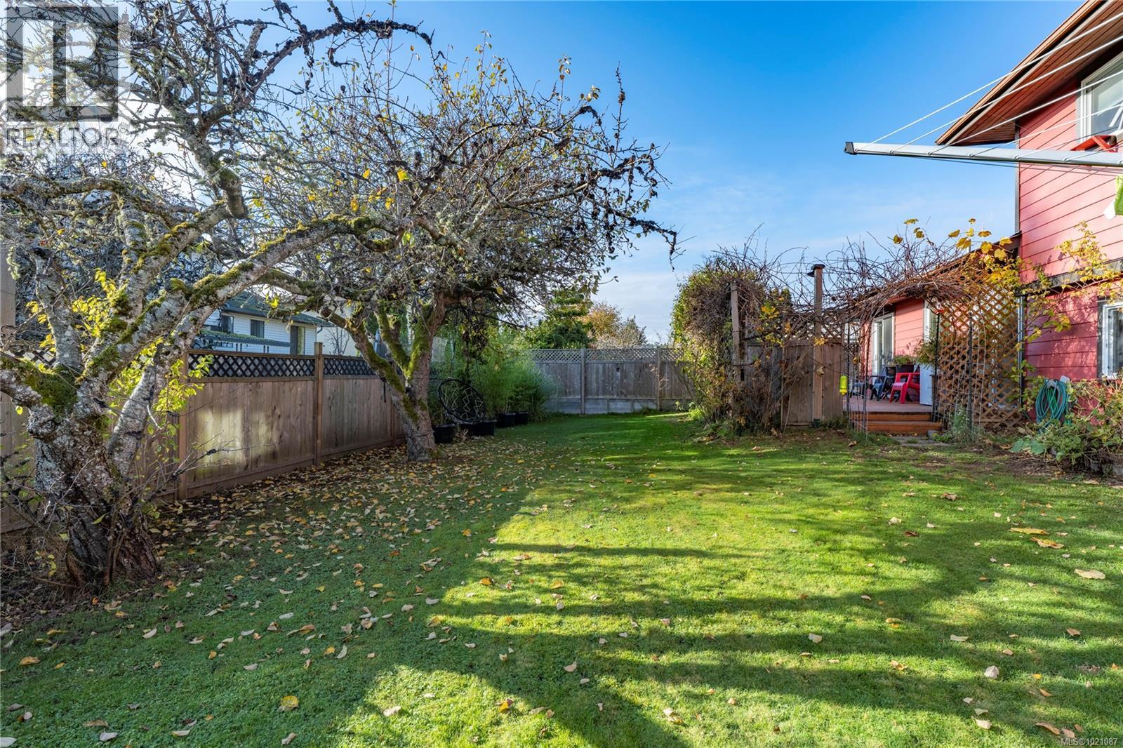 1592 Dalmatian Dr, Parksville, British Columbia  V9P 1Y7 - Photo 8 - 1021087