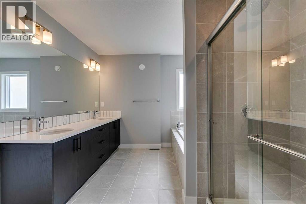 23 Creekstone Green Sw, Calgary, Alberta  T2X 6H6 - Photo 22 - A2268878