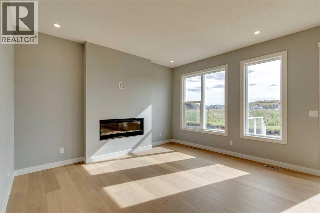 23 Creekstone Green Sw, Calgary, Alberta  T2X 6H6 - Photo 13 - A2268878