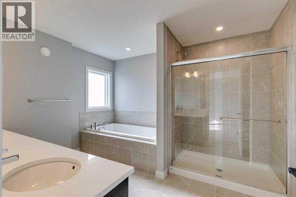 23 Creekstone Green Sw, Calgary, Alberta  T2X 6H6 - Photo 21 - A2268878