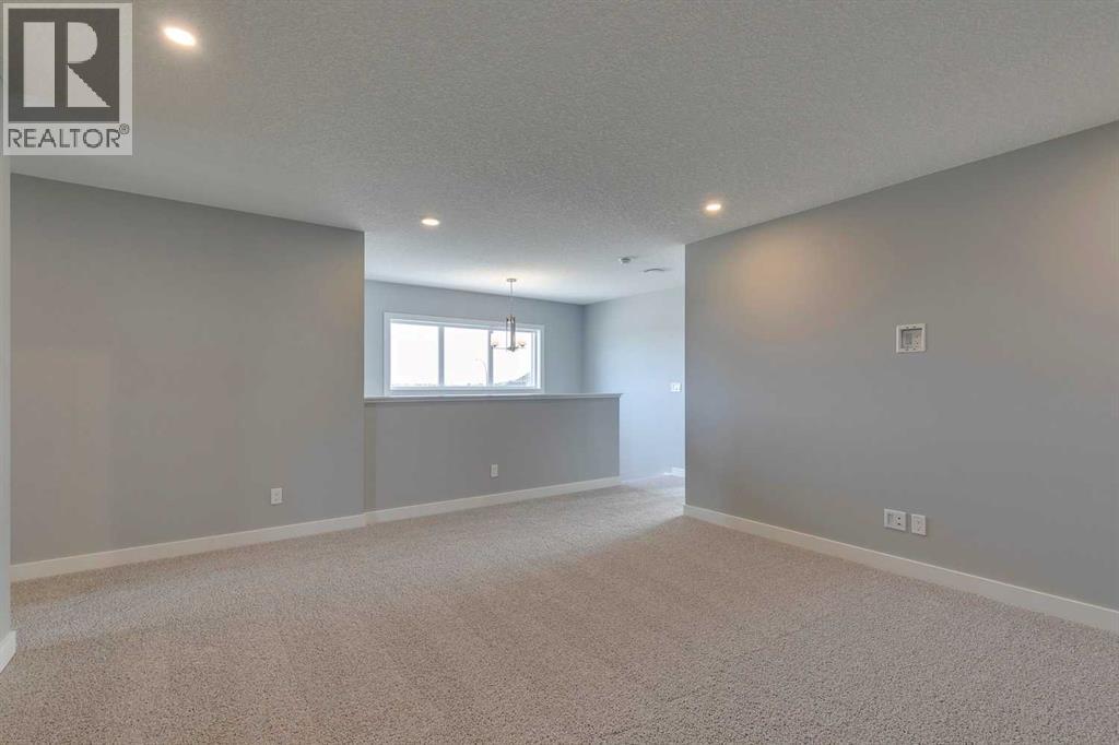 23 Creekstone Green Sw, Calgary, Alberta  T2X 6H6 - Photo 16 - A2268878