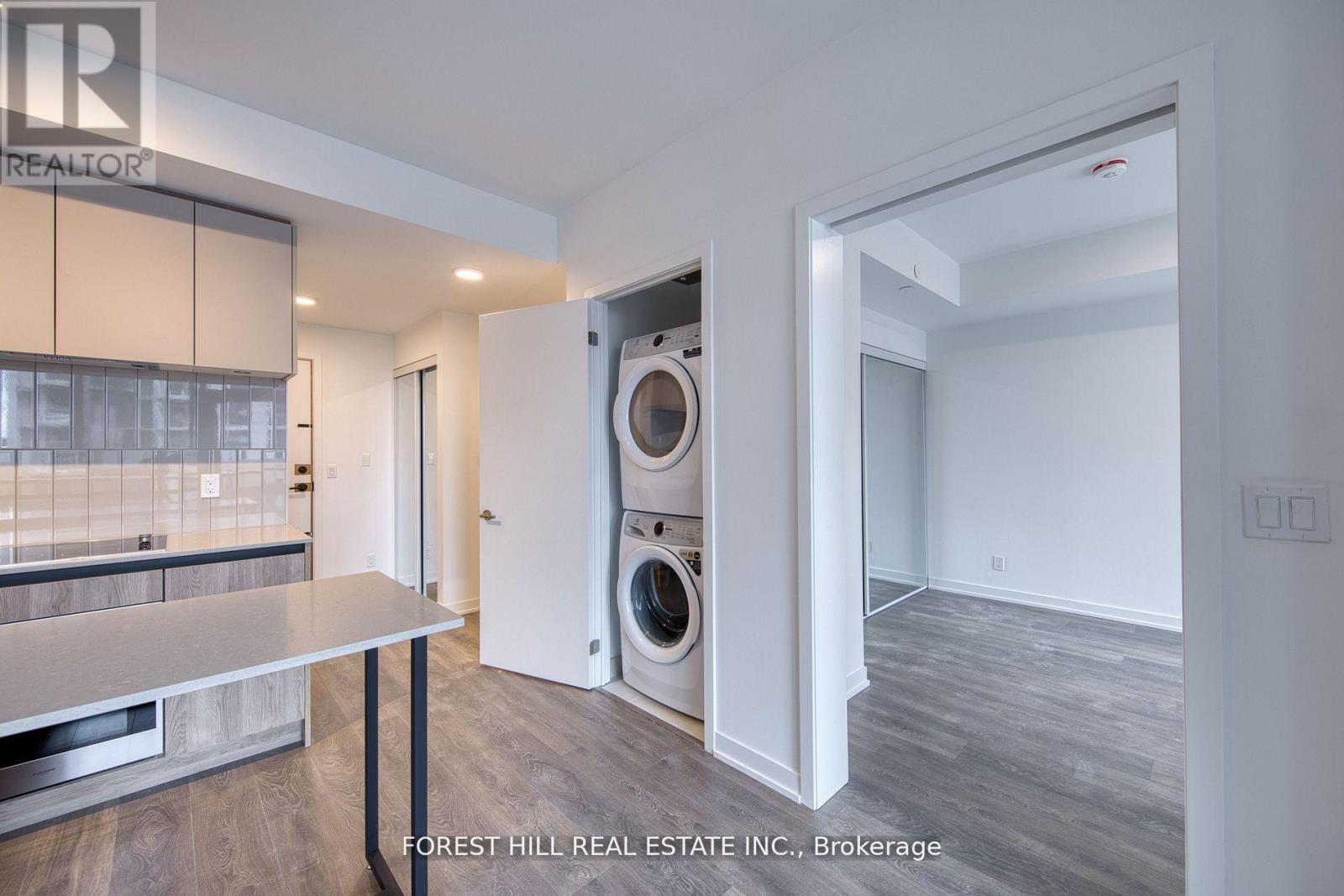 430 - 7950 Bathurst Street, Vaughan, Ontario  L4J 0L4 - Photo 9 - N12573236