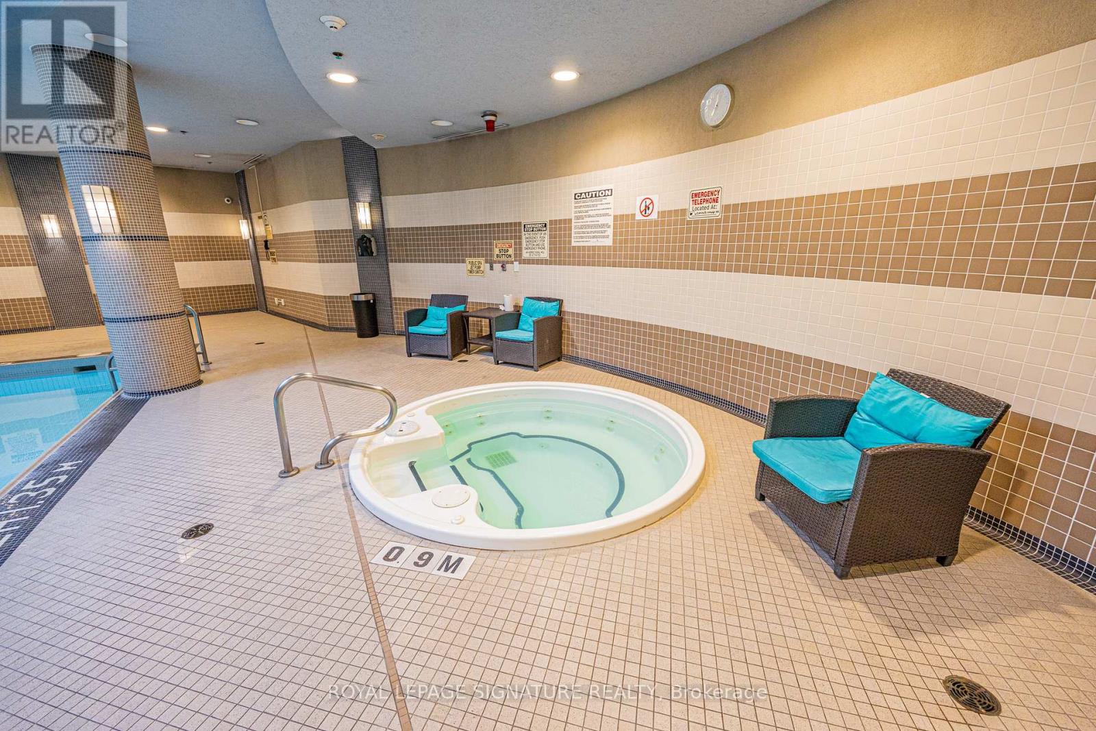 411 - 1060 Sheppard Avenue W, Toronto, Ontario  M3J 0G7 - Photo 23 - W12573244