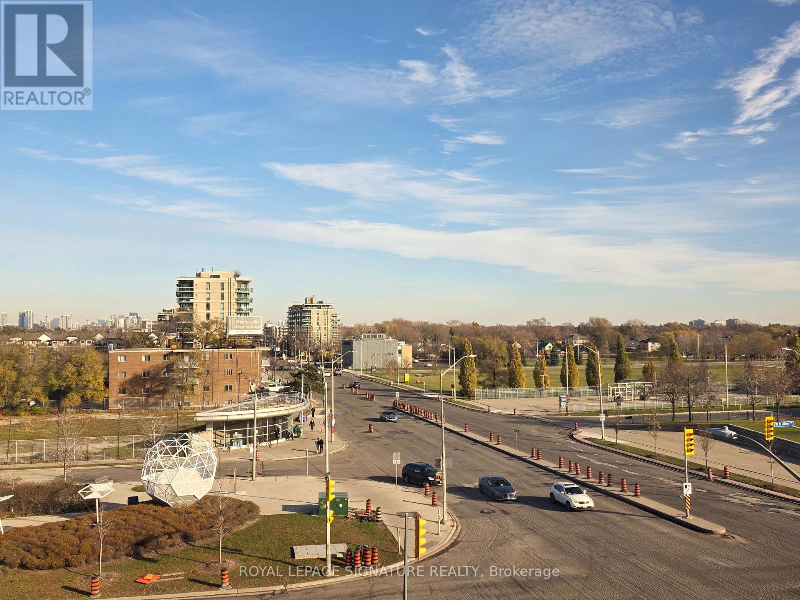 411 - 1060 Sheppard Avenue W, Toronto, Ontario  M3J 0G7 - Photo 25 - W12573244