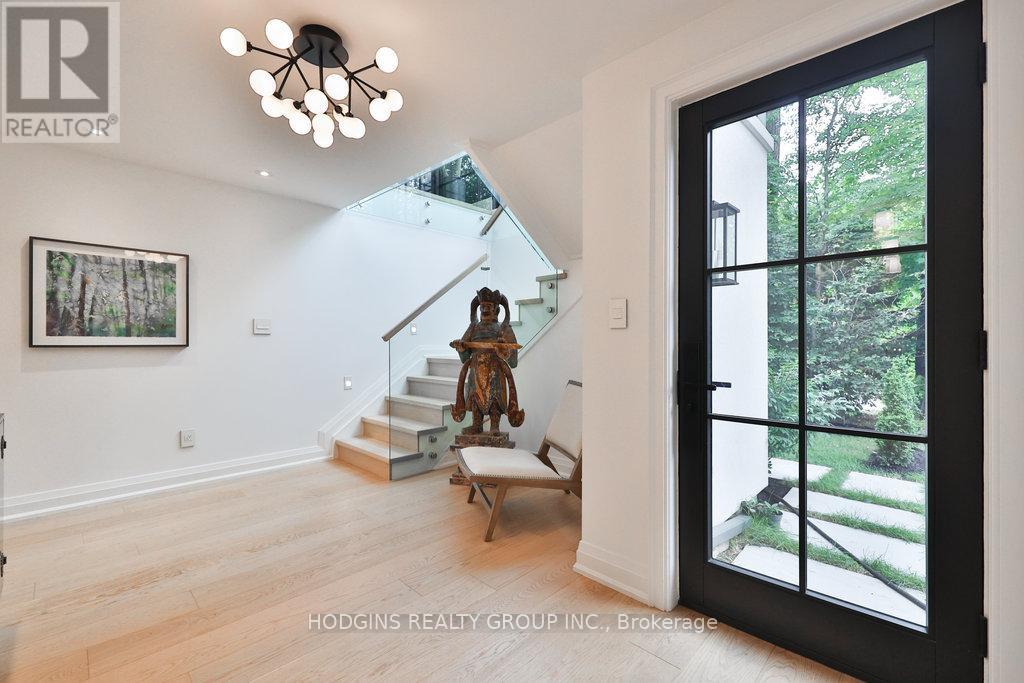 238 Mineola Road W, Mississauga, Ontario  L5G 2C9 - Photo 39 - W12573258