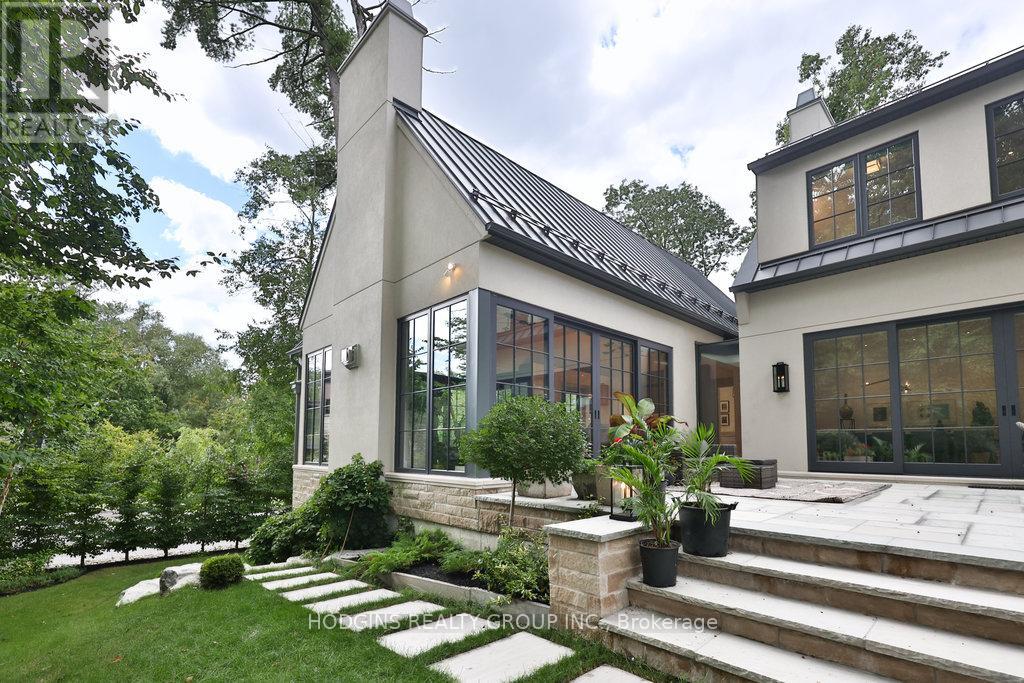 238 Mineola Road W, Mississauga, Ontario  L5G 2C9 - Photo 45 - W12573258