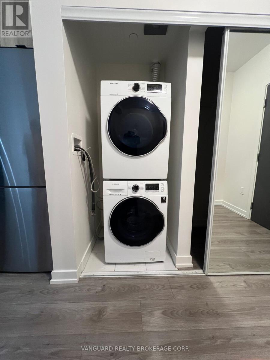 #1206 - 10 De Boers Drive, Toronto, Ontario  M3J 0L6 - Photo 15 - W12573334