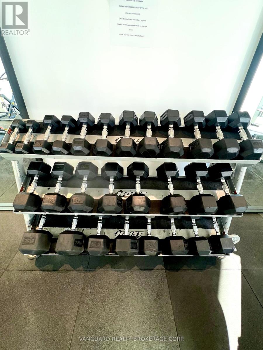 #1206 - 10 De Boers Drive, Toronto, Ontario  M3J 0L6 - Photo 16 - W12573334